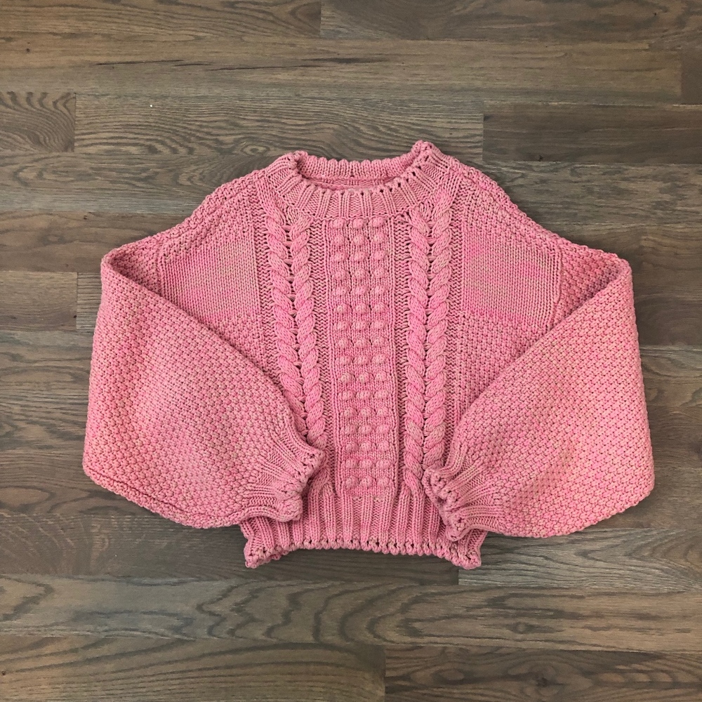 Pink Cropped Sweater with balloon sleeves.